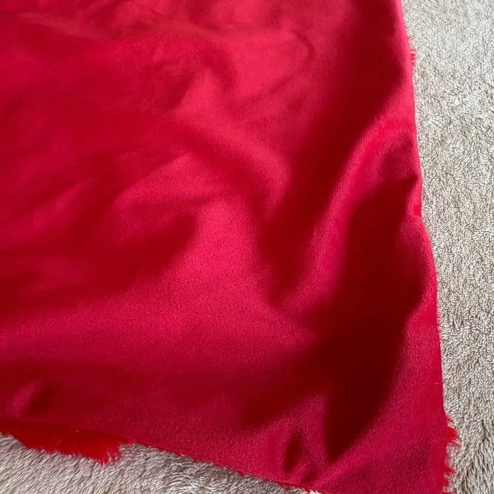 NWOT Red Christmas Tree and snowflake Faux Fur Tufted Pillow Covers 18x18 inches